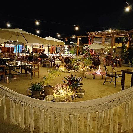 The All Inclusive Hostel - Food, Drinks And Transportation To The Beach And Cenotes Тулум Екстериор снимка