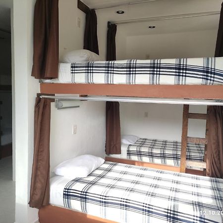 The All Inclusive Hostel - Food, Drinks And Transportation To The Beach And Cenotes Тулум Стая снимка