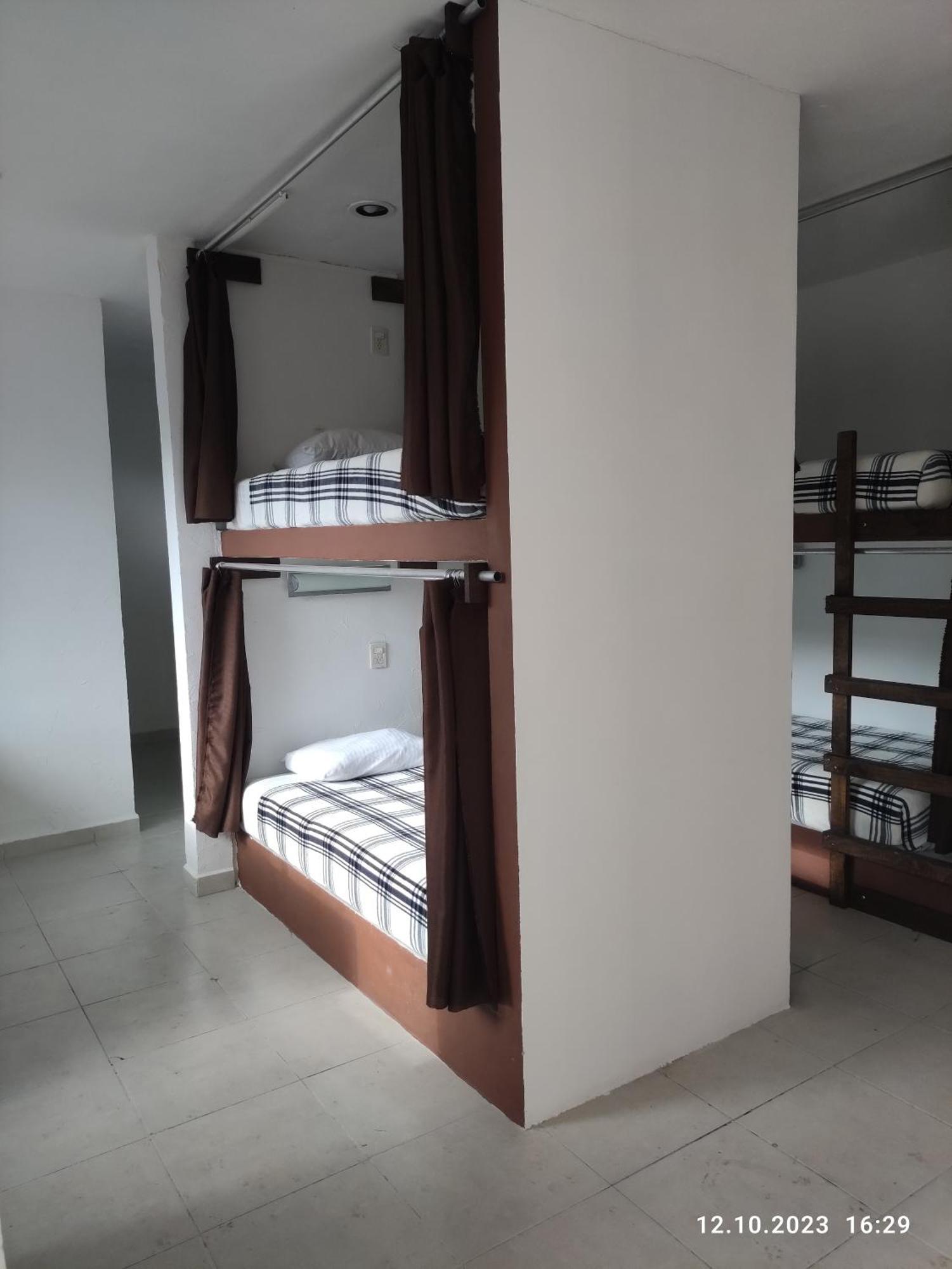 The All Inclusive Hostel - Food, Drinks And Transportation To The Beach And Cenotes Тулум Екстериор снимка