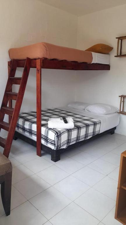 The All Inclusive Hostel - Food, Drinks And Transportation To The Beach And Cenotes Тулум Стая снимка